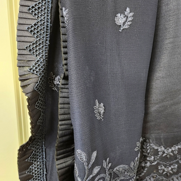 Pakistani shalwar kameez - Picture 2 of 4